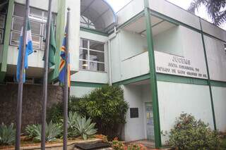 Prédio da Junta Comercial, em Campo Grande. (Foto: Paulo Francis)