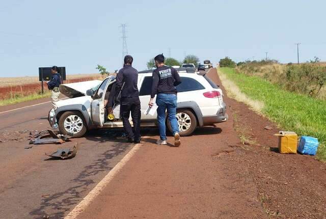 Motorista estava sem cinto e foi prensado por carga de contrabando