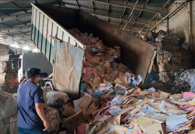 TJ recicla 8 toneladas de papel com descarte de processos arquivados
