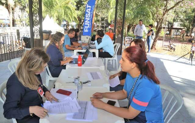 Campo Grande tem 2,7 mil vagas de trabalho para 190 fun&ccedil;&otilde;es nesta ter&ccedil;a