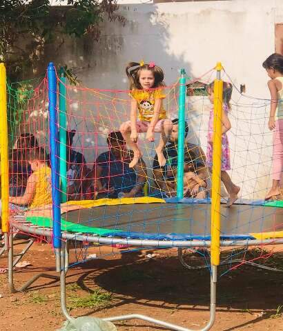 Solidariedade marca presença para criançada sorrir e se divertir 