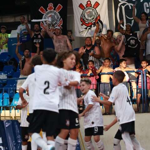 Corinthians elimina equipe nordestina e garante vaga na semifinal da Ta&ccedil;a Brasil