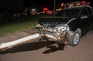 Colis&atilde;o entre ve&iacute;culos deixa feridos e interdita faixa da Av. Nelly Martins