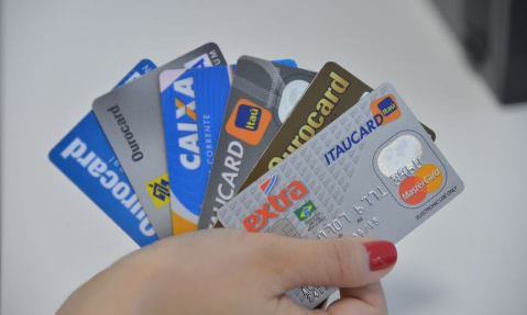 Cartão de crédito é o "vilão" para 32,9% dos devedores em Mato Grosso do Sul