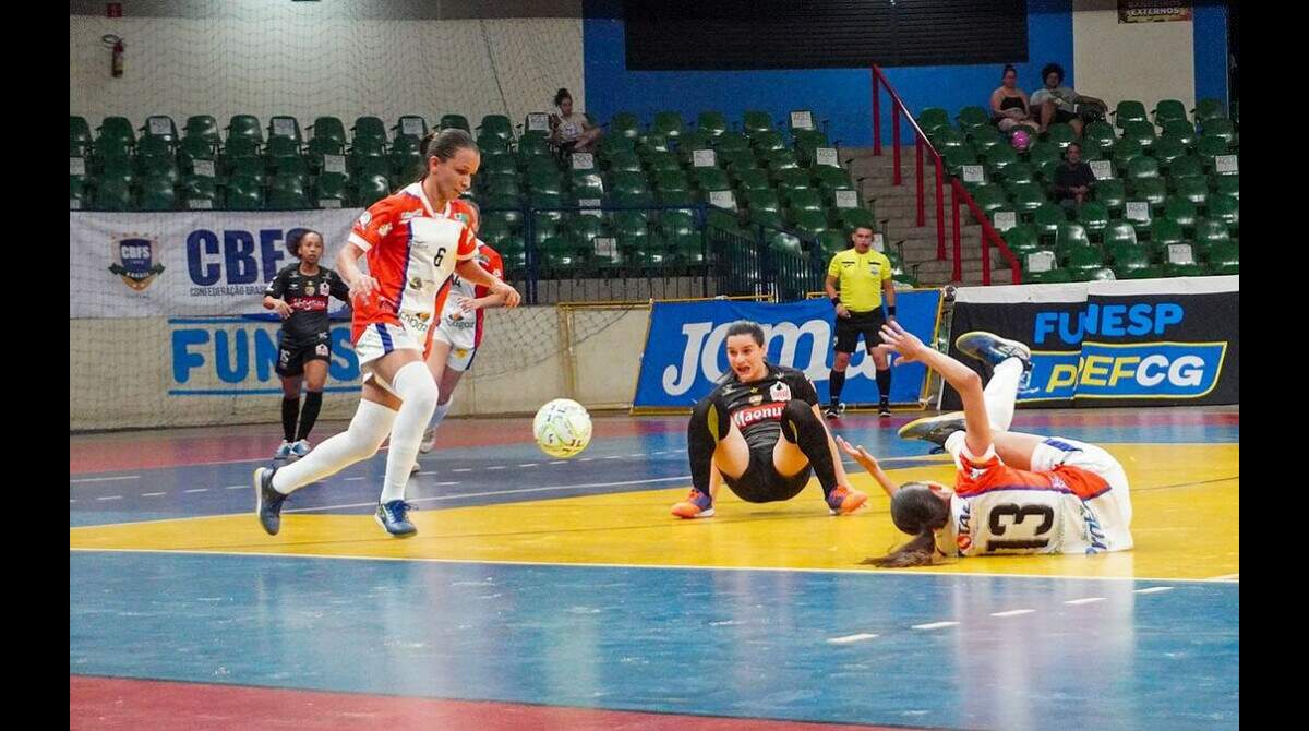 Brasil vence na prorrogação e fatura Mundial de Futsal