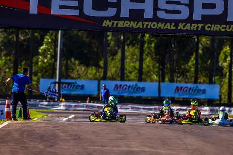 Pequeno piloto de MS conquista Campeonato Brasileiro de Kart 