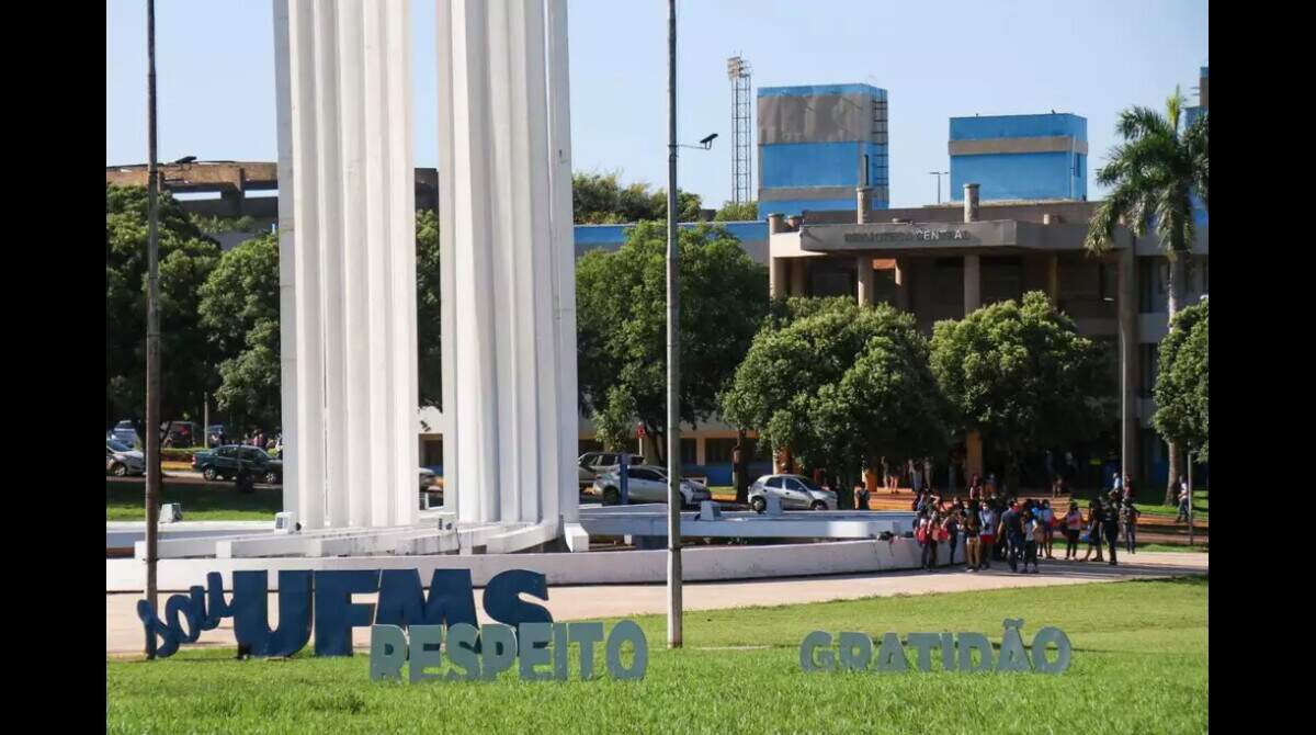 Programas de Pós-Graduação da UFMS abrem inscrições para mestrado e  doutorado até dia 20 - CROMS