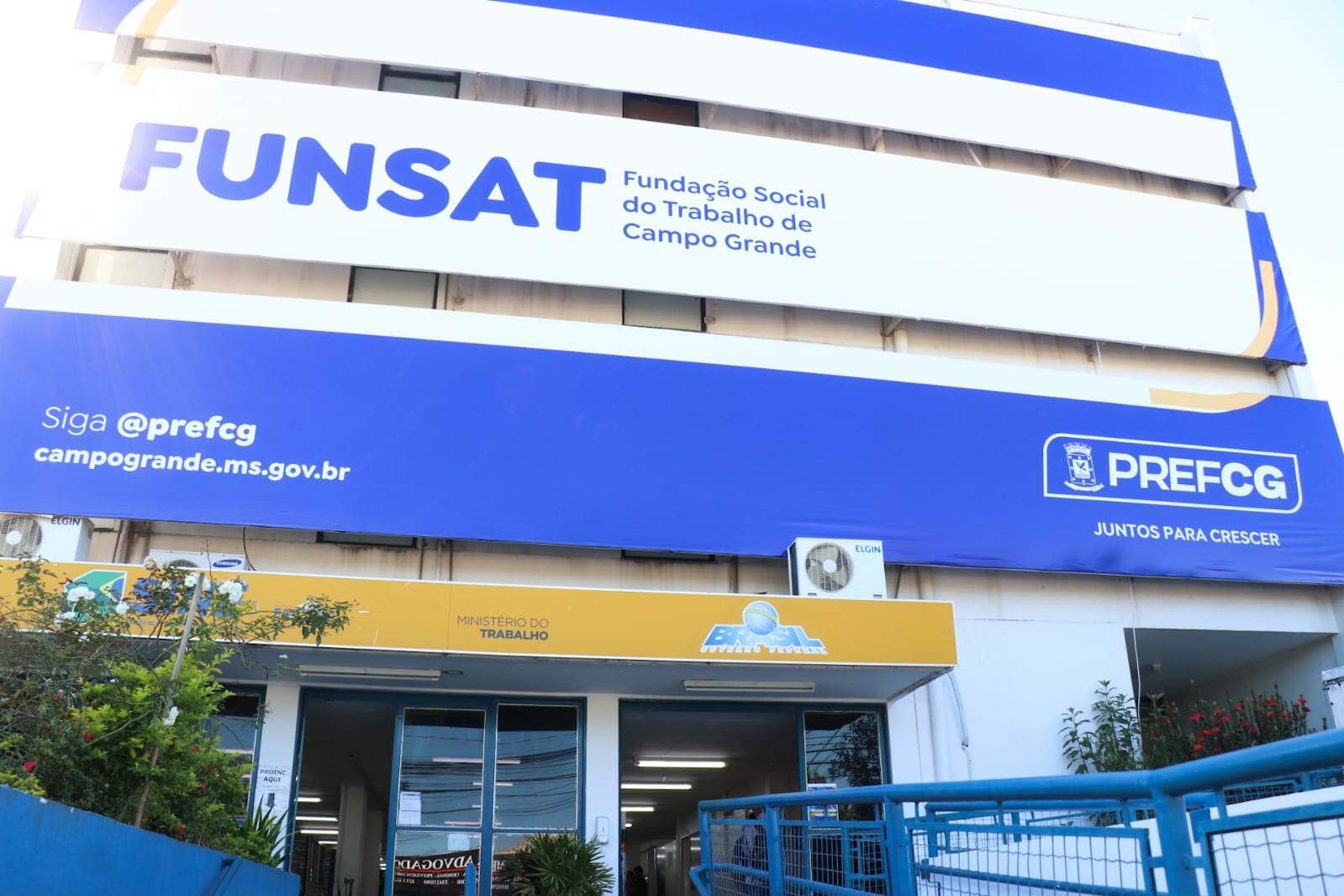 Depois de feriado prolongado, Funsat oferece 2.708 vagas nesta segunda-feira 