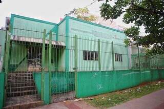 Antiga sede do Incra, na Avenida Afonso Pena, está fechada há 10 anos (Foto: Paulo Francis)