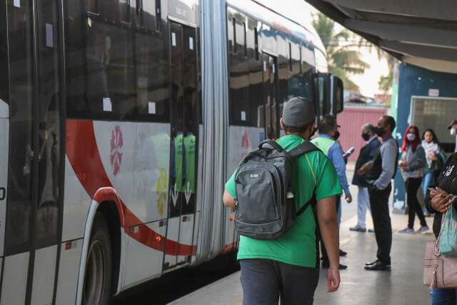 Decreto traz regras para pedir passe gratuito no dia do Enem 