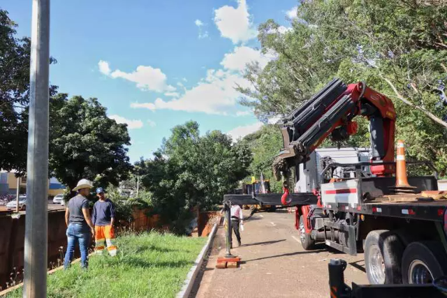 Oito locais recebem servi&ccedil;os emergenciais de reparo neste s&aacute;bado