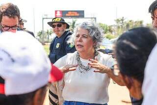 Manifestantes deixam rodovia ap&oacute;s reuni&atilde;o com representantes do Governo Federal 