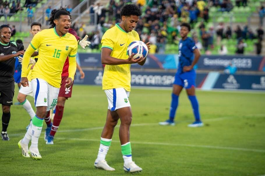 Brasil vence EUA na estreia do futebol masculino pelos Jogos Pan