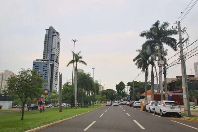 Em 24 horas, temperatura cai 15 graus na Capital