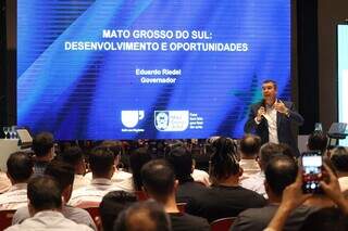 Governador participou de fórum com empresários e destacou a economia e o desenvolvimento sustentável (Foto: Agência Governo/ Alvaro Rezende)