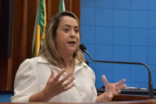 Deputada estadual Lia Nogueira durante sessão na Assembleia Legislativa. (Foto: Reprodução/Alems)