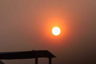 Sol visto nesta manhã, mas previsão é de céu instável (Foto: Henrique Kawaminami)