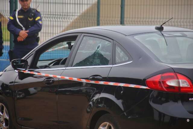 Baleado pelo ex da esposa em frente a posto de sa&uacute;de morre no hospital 