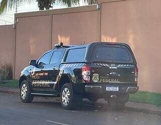 Viatura da Polícia Federal em Maracaju, onde dois homens foram presos hoje (Foto: Hosana de Lourdes/Tudo do MS)