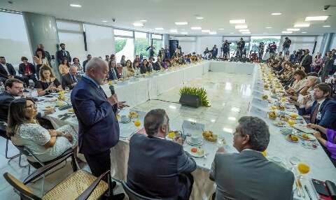 Dificilmente chegaremos à meta de déficit zero em 2024, diz Lula