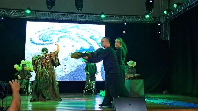 Espetáculo “Filhos do Pantanal” da Apae vence festival das artes