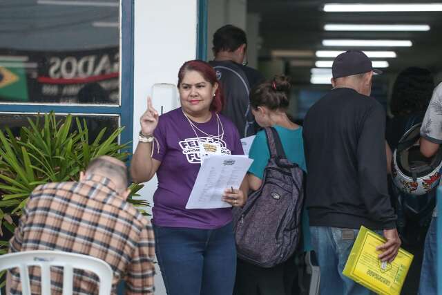 Funsat tem 2.739 vagas com destaque para operador de caixa em Campo Grande