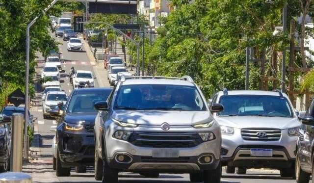 Prazo para pagar licenciamento de ve&iacute;culos com final 0 encerra na ter&ccedil;a