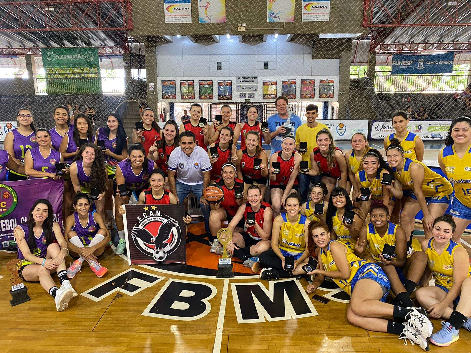 Equipe de Rio Brilhante conquista estadual de basquete feminino 