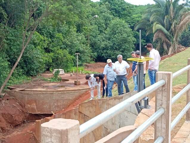 Passarela do Lago do Amor segue interditada para realiza&ccedil;&atilde;o de 2&ordf; vistoria