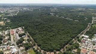 Imagem de drone mostra complexo de parques em Campo Grande. (Foto: Fly Drones)