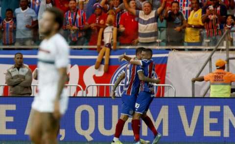 Jogando em casa, Bahia bate time reserva do Fluminense por 1 a 0