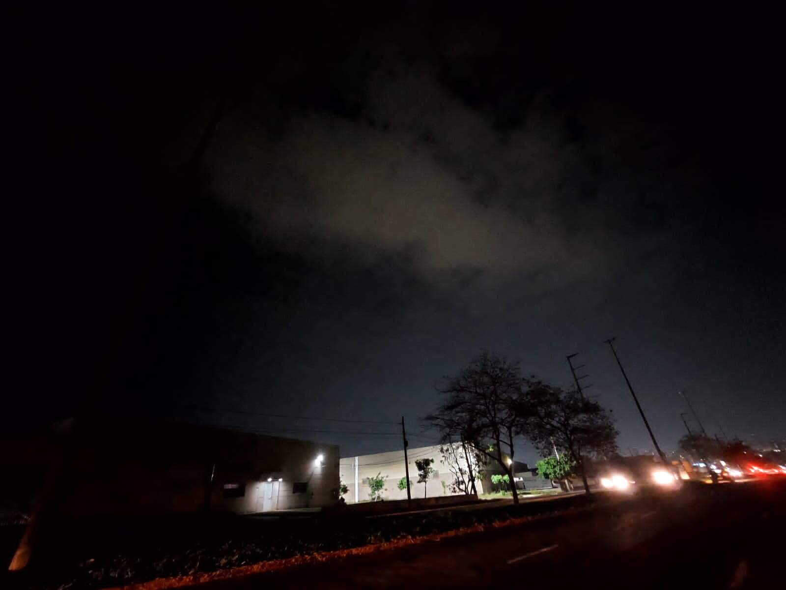 Morador reclama de trecho sem luz na Avenida Dom Antônio Barbosa 