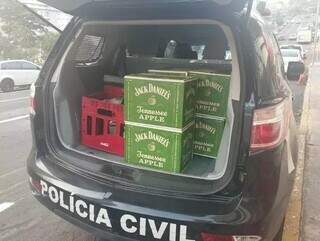 Defesa de preso por vender bebidas &quot;fake&quot; quer per&iacute;cia em garrafas