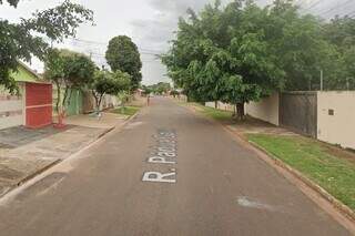 Rua Pádua Gazal, onde ocorreu confusão e morte de homem. (Foto: Reprodução/Google)