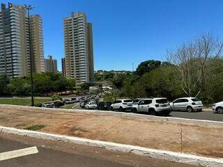 Alça de acesso à Ceará pela Afonso Pena também está congestionada (Foto: Lucimar Couto)