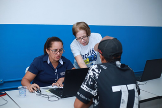 Emha vai at&eacute; o Santa Em&iacute;lia para atualizar cadastros e renegociar d&iacute;vidas