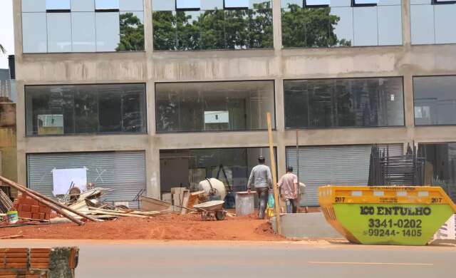 O mais procurado no mercado, pedreiro &eacute; exemplo de profissional em escassez 