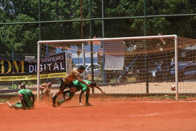 Liga Terr&atilde;o encerra oitavas de final com quatro jogos no final de semana