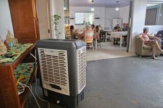 Espaço conta com climatizadores e aparelhos de ar-condicionado (Foto: Paulo Francis)