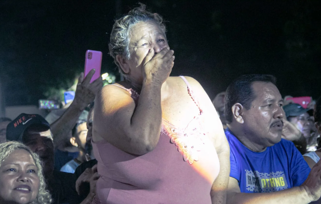 Nem AVC deixou Sirlei em casa, que chorou ao ver Amado Batista