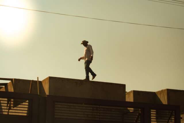 MS enfrenta s&aacute;bado de calor implac&aacute;vel com temperaturas acima dos 42&deg;C