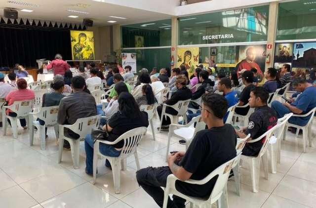 Ag&ecirc;ncia oferece 1.800 vagas de emprego e inicia 10 cursos profissionalizantes