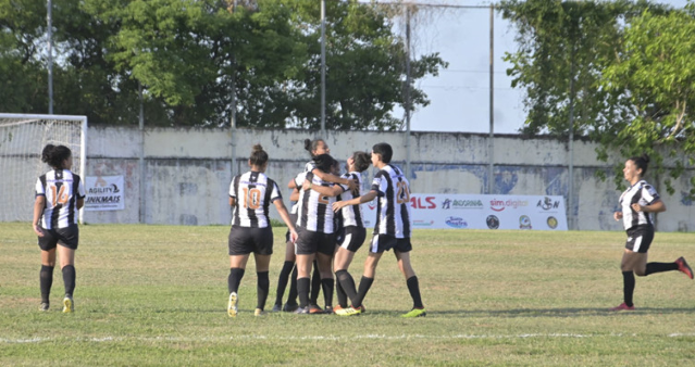 Corumbaense goleia Comercial por 5 a 0 no jogo de ida da semifinal  