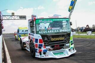 Caminhão do piloto Pedro Muffato aque pode ser o campeão da competição na próxima etapa (Foto: Juliano Almeida)