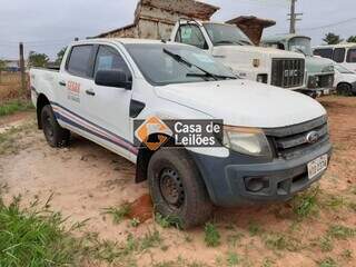 Ford Ranger utilizada pela Sesau (Secretaria de Saúde), disponível para arremate. (Foto: Reprodução)