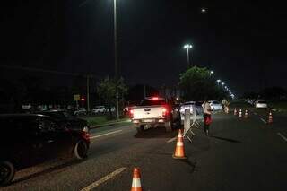 Corrida de rua interrompe tr&acirc;nsito na Avenida Ministro Jo&atilde;o Arinos