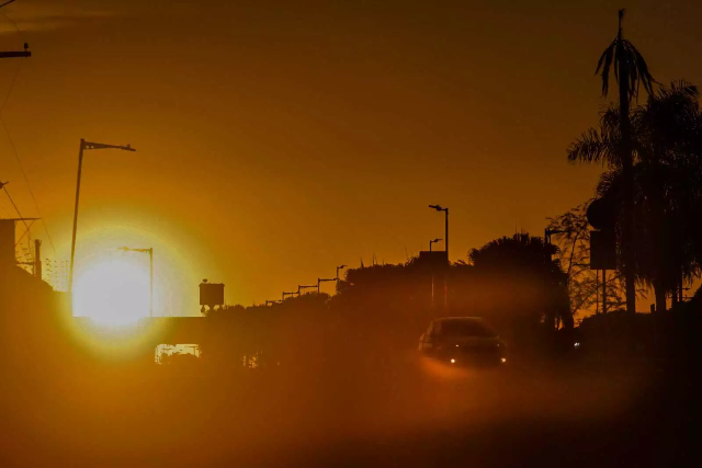 Dez munic&iacute;pios registraram m&aacute;ximas acima de 40&ordm;C neste s&aacute;bado