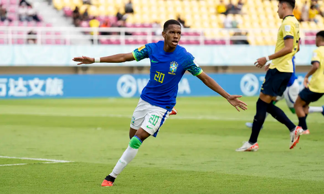 Brasil vence Equador por 3 a 1 e vai &agrave;s quartas do Mundial Sub-17