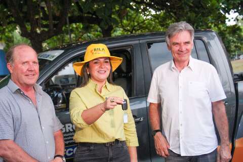 Prefeitura recebe caminhonete para participar de expedição da Rota Bioceânica	