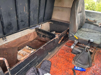 PF apreende 100 kg de pasta base em cabine de caminhão na fronteira
